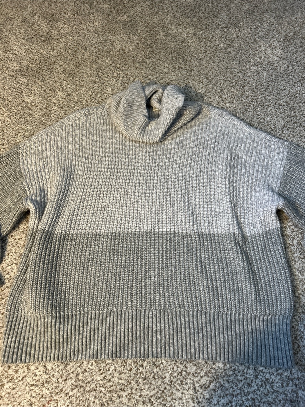 American Eagle Outfitters Women's Gray Two-Tone Turtleneck Sweater NEVER WORN